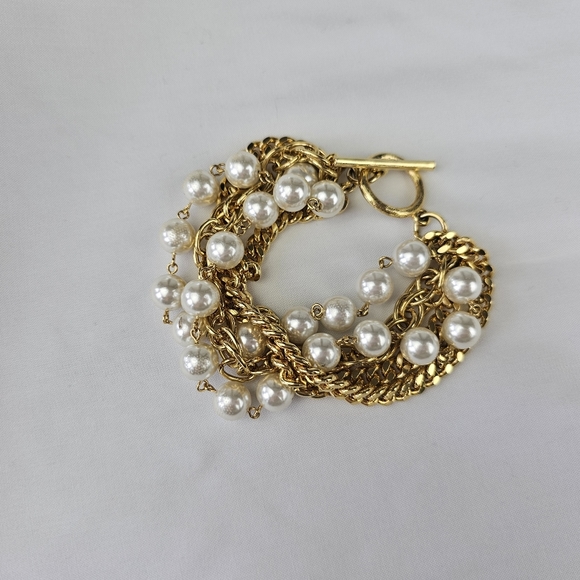 Chunky Gold Tone Faux Pearl Multilayer Bracelet with Toggle Clasp - Picture 2 of 7